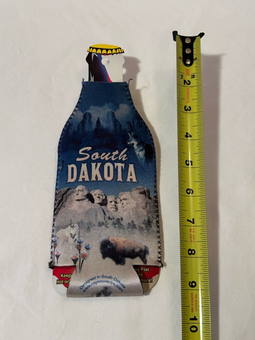 New South Dakota bottle koozie zipper opener travel gift souvenir Mount Rushmore